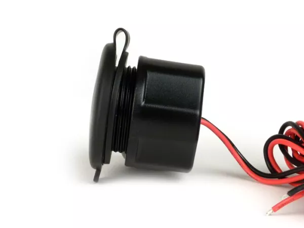 usb-2x-steckdose-wasserdicht-12V-BGM68003