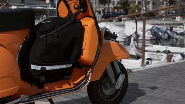 vespa t-bag