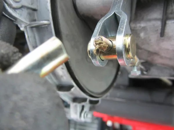 Kopervet op de adapter