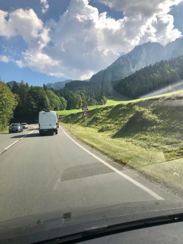 Anfahrt mit Transporter