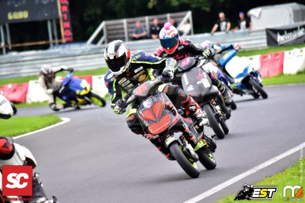 #45 Denis Kovac and #33 Carsten Schmitt