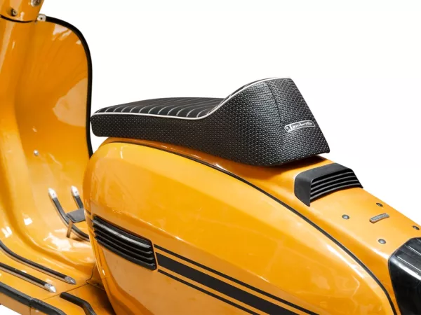 Seat -CASA LAMBRETTA ANCELLOTTI with latch