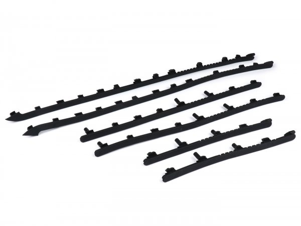 Footboard strip set, black -PIAGGIO- Vespa GTS 125 (ZAPMD3202, ZAPMD3203), Vespa GTS 300 HPE (ZAPMD3103, ZAPMD3104)