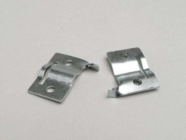 Plates for clamping rear side panel clip to the frame -LAMBRETTA- LI (series 3, -08.1967), LIS (-08.1967), SX (-08.1967), TV (series 3), J50, J100, J125