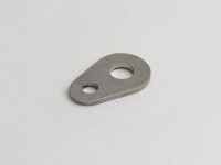 Speedo cable securing plate -OEM QUALITY- Vespa PX, T5 125cc