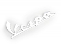 Targhetta / Scritta anteriore allo scudo -QUALITÀ OEM- Vespa - VNB6T (3350-), Super125 (VNC1T), Super150 (VBC1T -216812)
