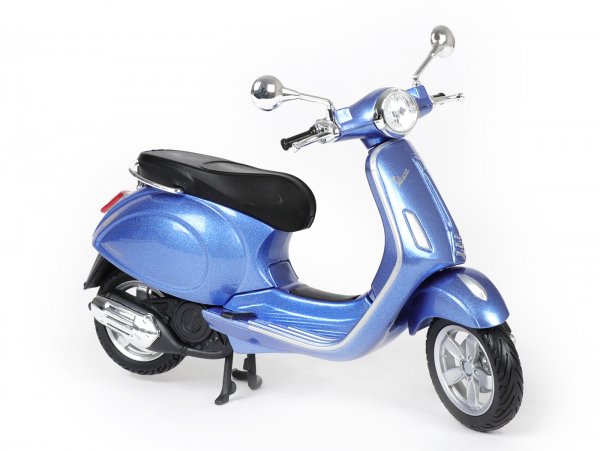 Model -MAISTO 1:12- Vespa Primavera 150 - blue