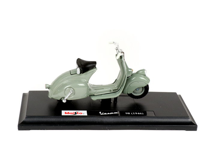Maisto 1:18 Vespa 98 1946 Diecast Motorcycle Scooter Model Toy New 