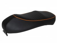 Seat black , piping orange -PIAGGIO- Vespa GTS 125 (ZAPM313), Vespa GTS 250 (ZAPM451), GTS 125 i.e. Super (ZAPM453), Vespa GTS 300 i.e. Super (ZAPM452) - (-2014)